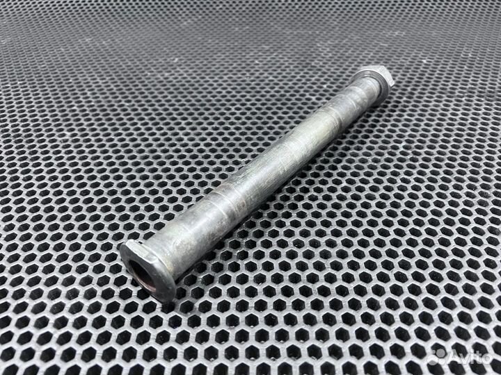 Задняя ось Suzuki RM-Z 450 2005-2007