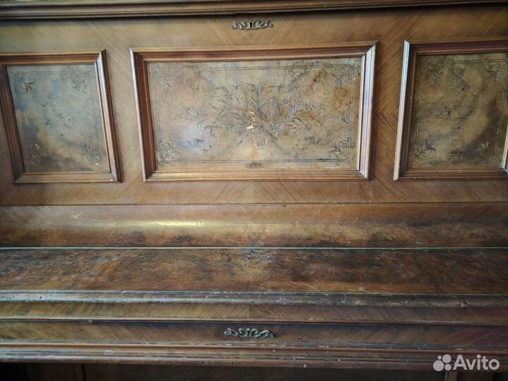 Антикварное немецкое пианино M. Hennig Berlin