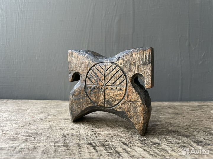 Деревянная фигурка Конь