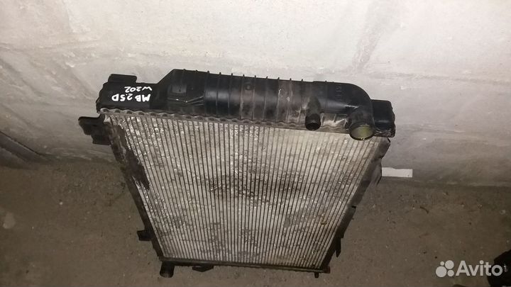 Радиатор mb w202 2.5d мт