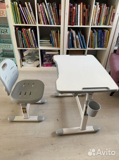 Растущая парта и стул