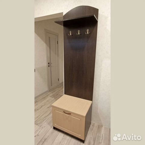 Вешалка в прихожую