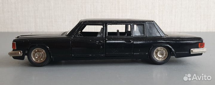 Машинка ЗИЛ 115 модель СССР 1:43