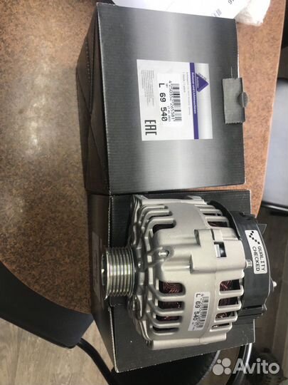 Генератор Renault Trafic. F4R