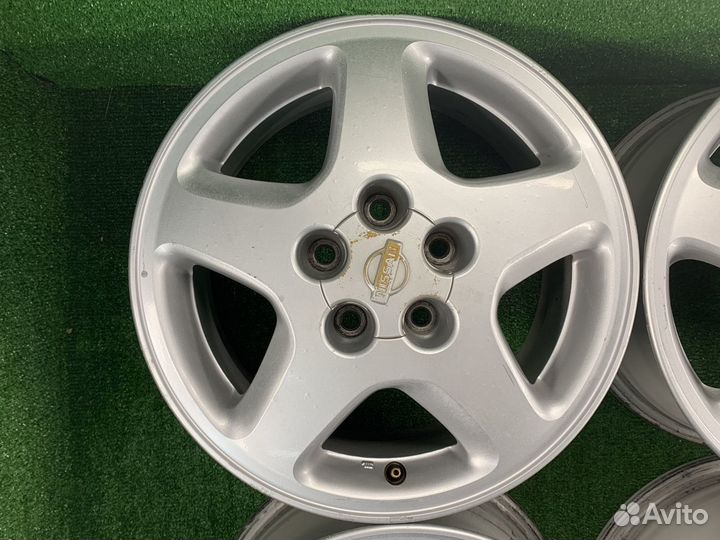 R16 Nissan оригинал USA 5x114.3 6.5JJ ET+40 цо66,1