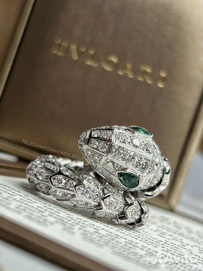 Кольцо bvlgari serpenti белое золото 750