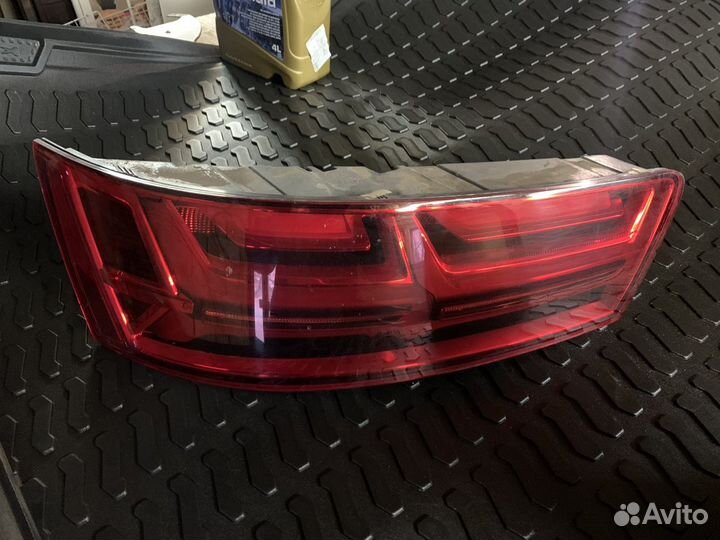 Фары задние audi q7(4M)