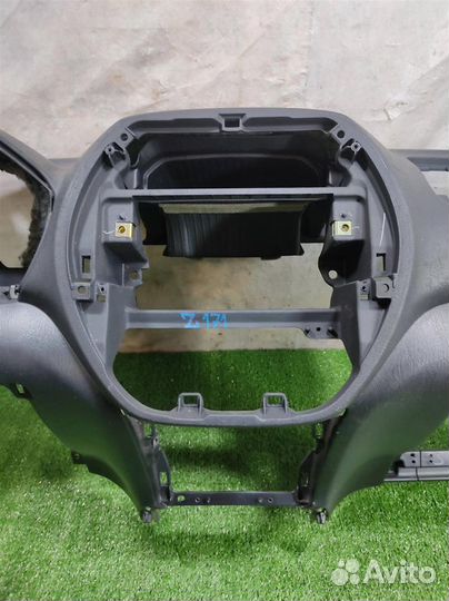 Торпедо Toyota RAV4 A2 2005