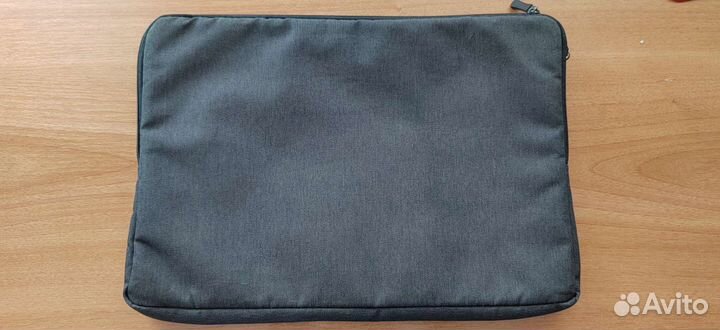 Папка для ноутбука rivacase 7705 Black 15.6