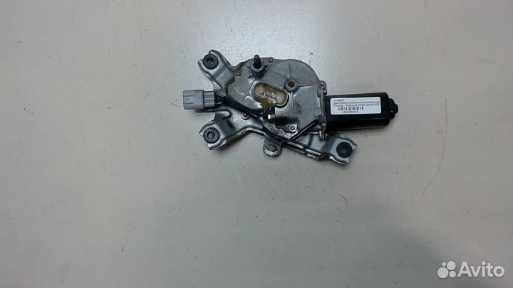 Двигатель стеклоочистителя задний Toyota Sequoia