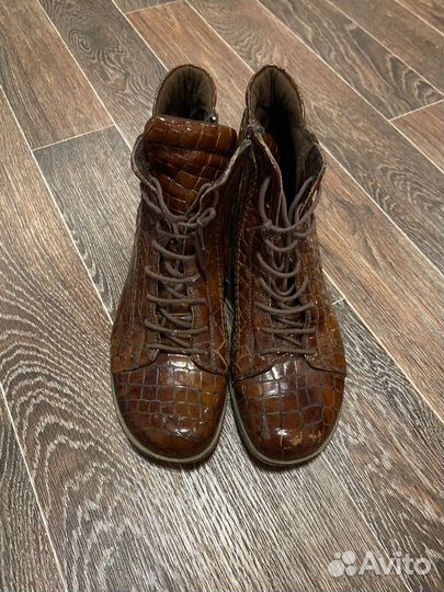 Ботинки женские 40 размер бу