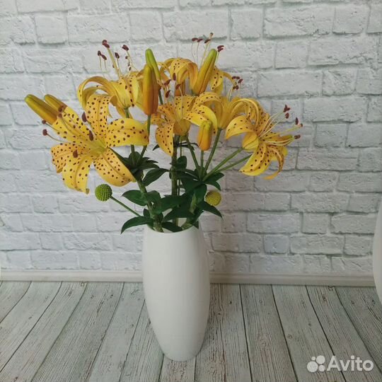 Букет лилий