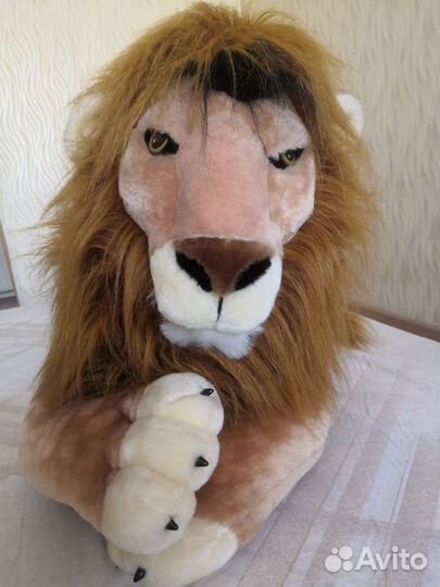 Красавец Лев