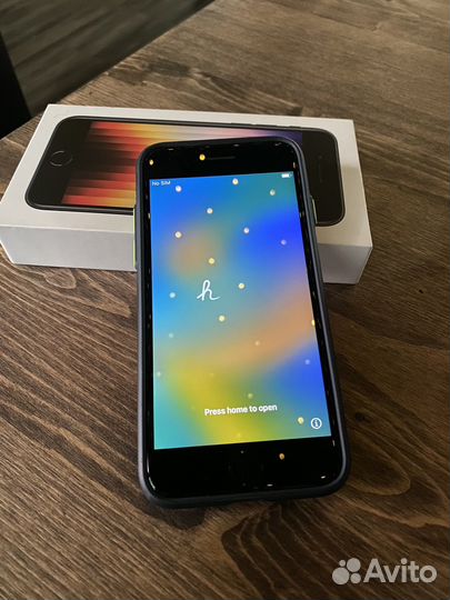 iPhone SE (2022), 64 ГБ