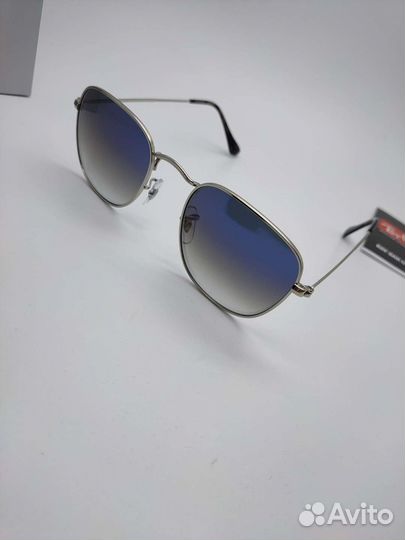 Солнцезащитные очки Ray-Ban Frank RB3857