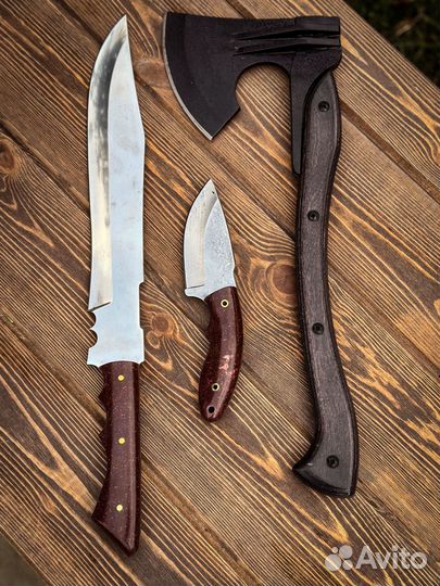 Набор ножей И топора