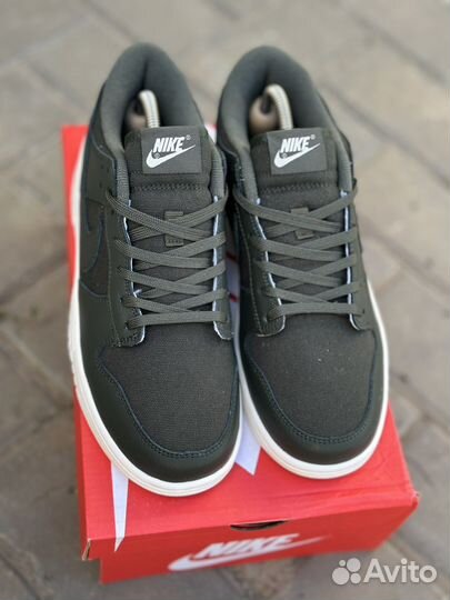 Кроссовки Nike dunk low