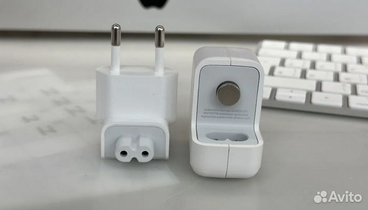 Зарядное устройство Apple iPad 12W USB