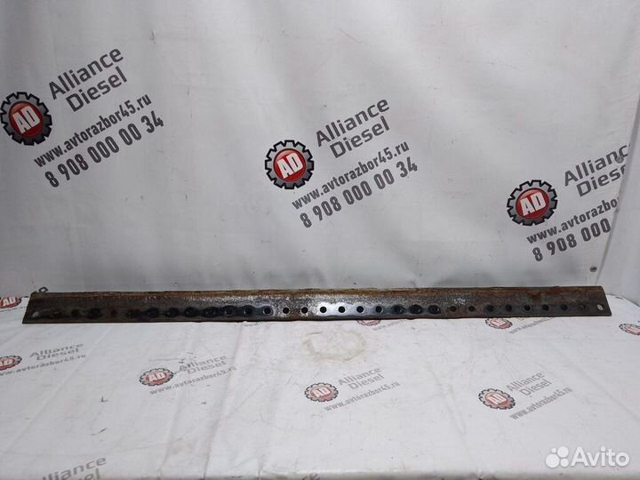 Кронштейн сцепного устройства уголок Mercedes-Benz