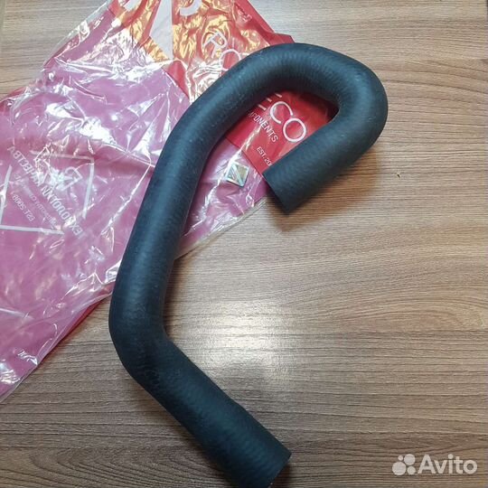 Патрубок радиатора нижний Ford Focus 2 1.8/2.0