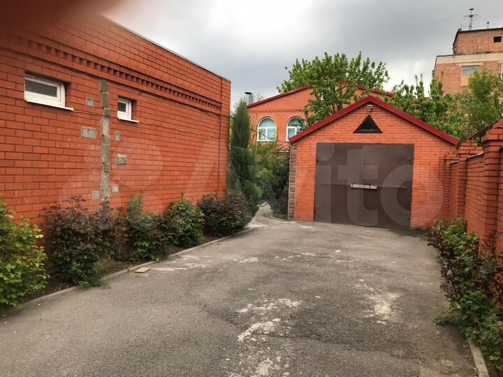 Дом 193,4 м² на участке 6 сот.