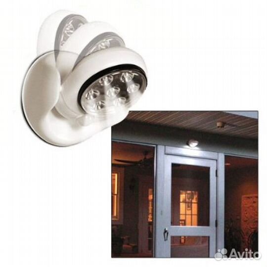 Лампа с датчиком движения