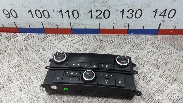 Блок управления климатической установкой Chrysler