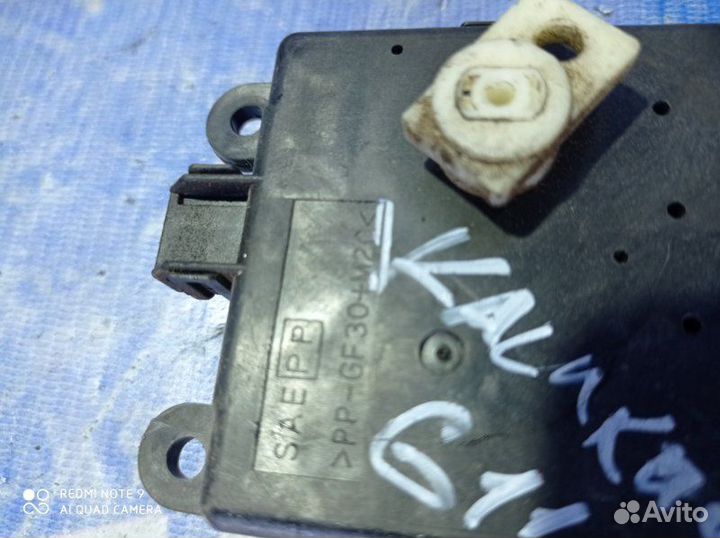 Моторчик заслонок отопителя Nissan Qashqai J10