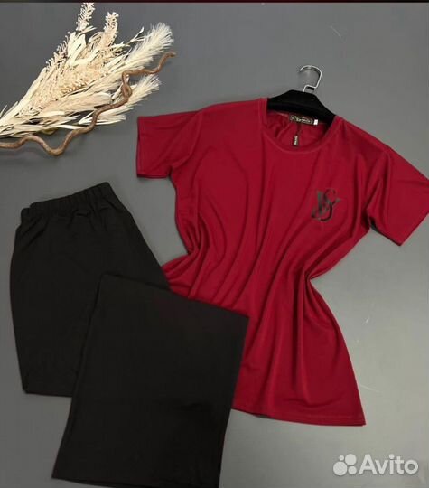 Брючный костюм