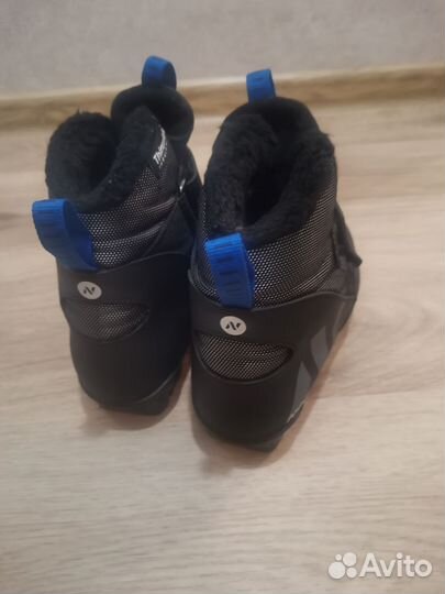 Лыжные ботинки детские 35р