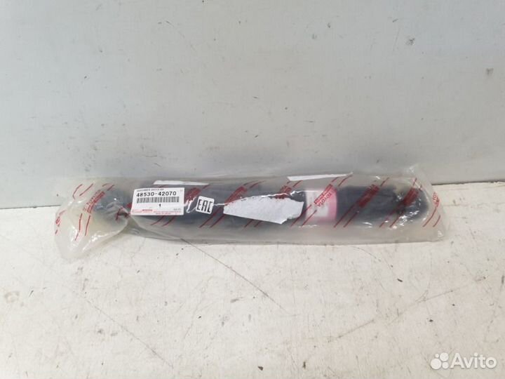 Амортизатор задний правый Toyota Rav4 30 2005-2012