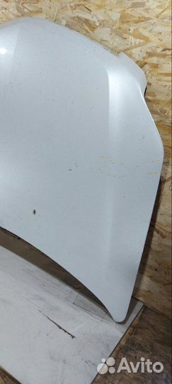 Капот Cadillac SRX