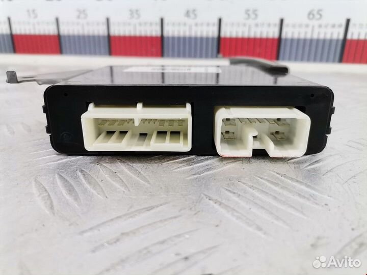 Блок управления центральным замком Lexus RX 2003