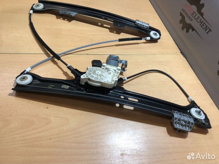 Стеклоподъемник передний левый BMW e60