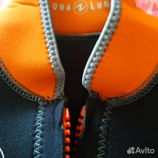 Гидрокостюм женский новый