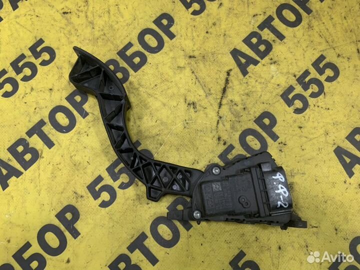 Педаль газа Ford Focus 2