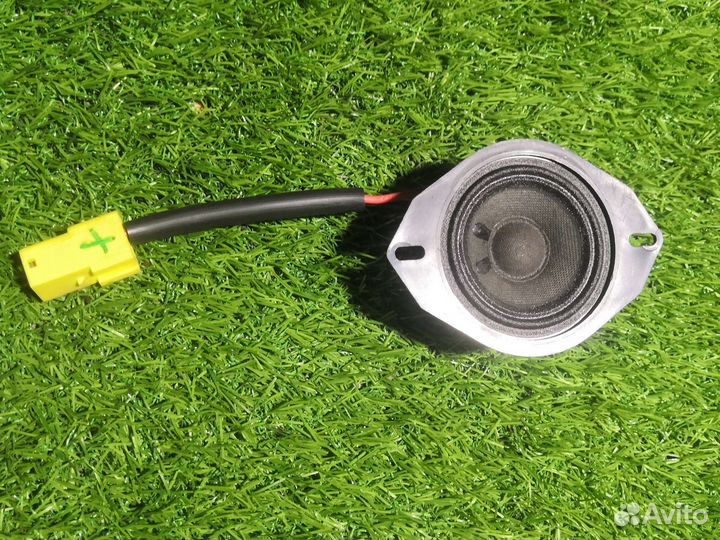 Динамик в заднюю стойку Fiat ulysse 1