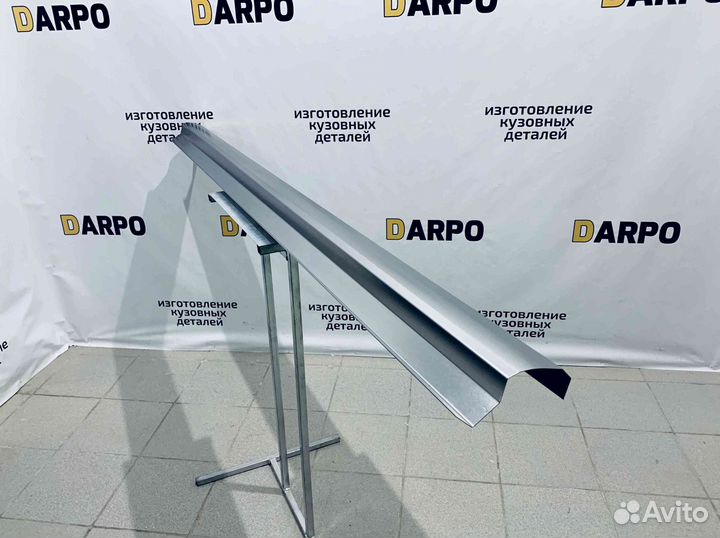 Пороги для Toyota Auris 2006-2012 (E150)