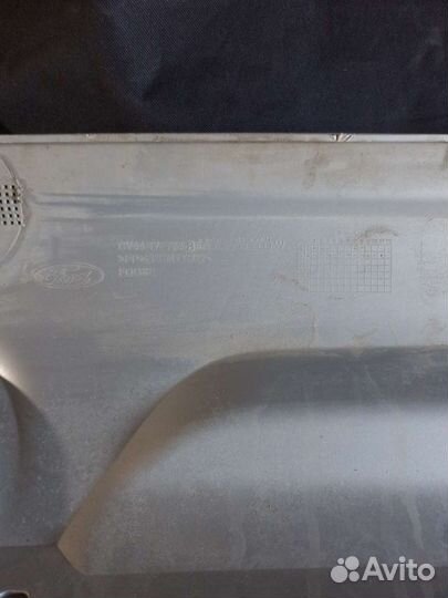 Продам накладку заднего бампера форд куга 2