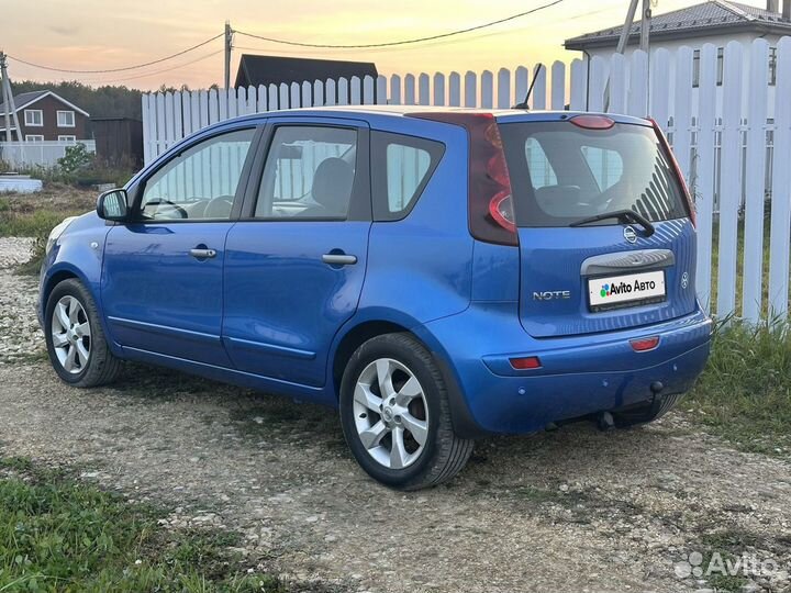 Nissan Note 1.6 AT, 2011, 158 000 км