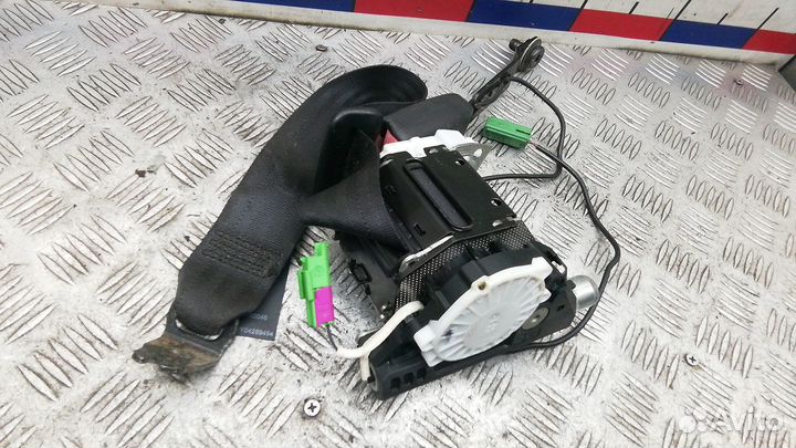 Ремень безопасности с пиропатроном сиденья заднего