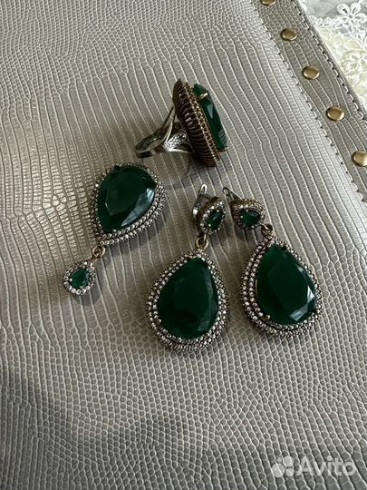 Серебряный комплект