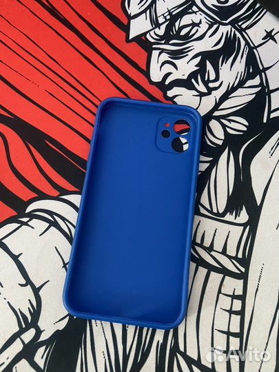 Чехлы на iPhone 11