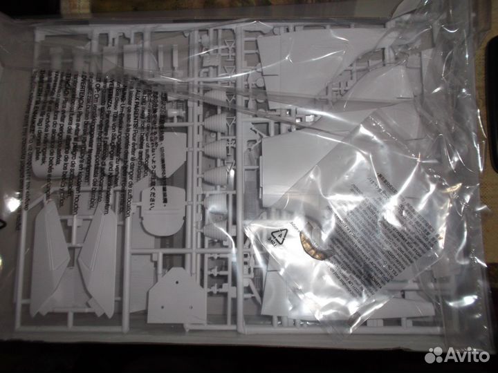 Модель самолетов и вертолета