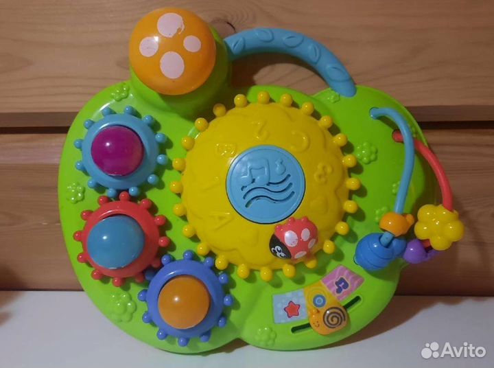 Развивающие игрушки для малышей пакетом