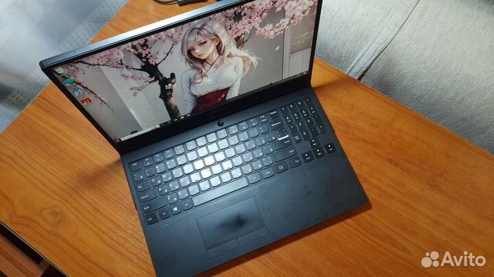 Игровон ноутбук Lenovo Legion i7/GTX1060