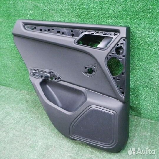Обшивка двери багажника Порше Макан 95б (2014-2018