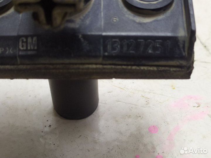 Кронштейн Opel Astra H Z16XER 2007