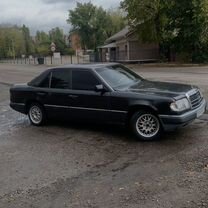 Mercedes-Benz W124 2.3 MT, 1991, 260 000 км, с пробегом, цена 300 000 руб.