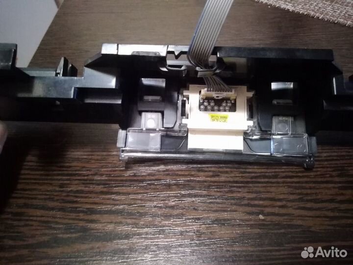 Телевизор на запчасти lg 32lb561v